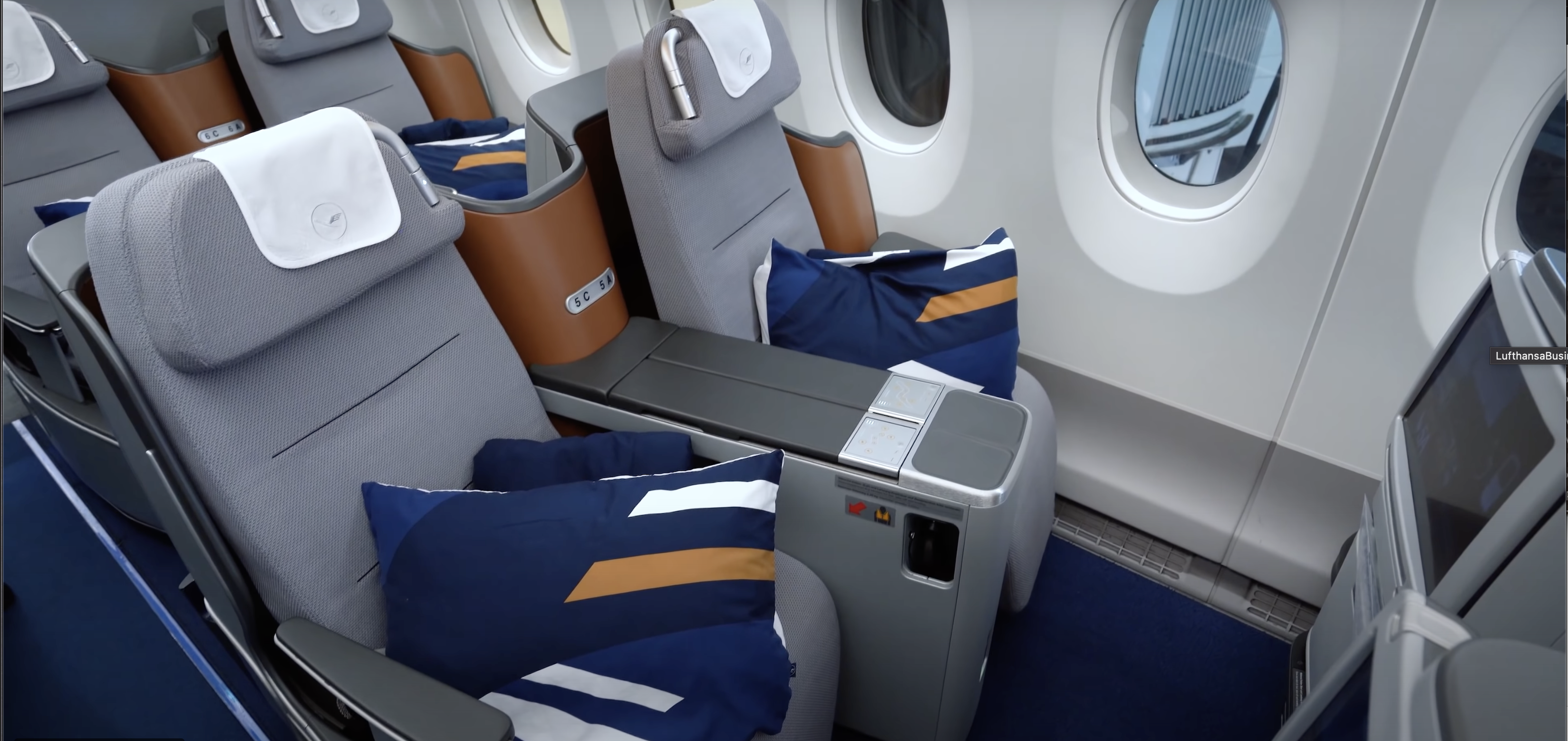 Lufthansa Economy vs Premium Economy vs Business Class